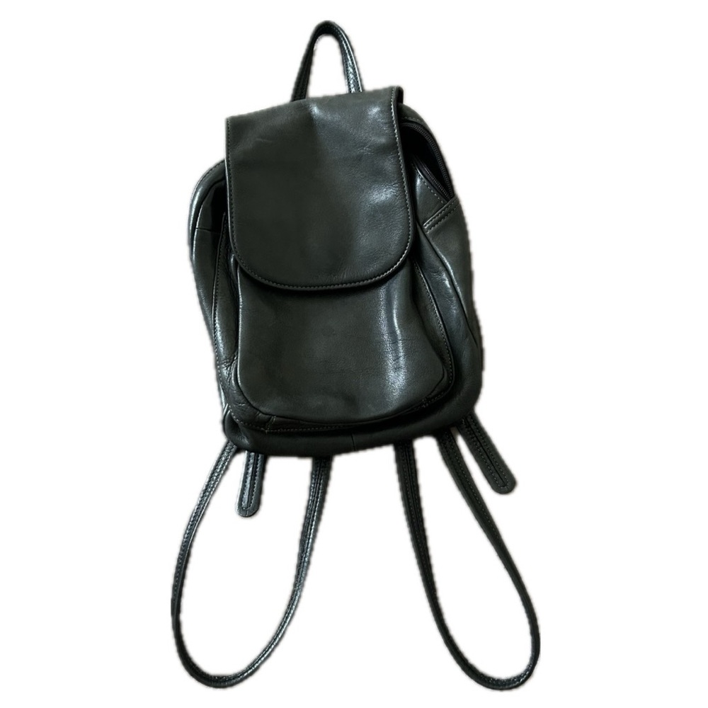 VINTAGE black leather backpack